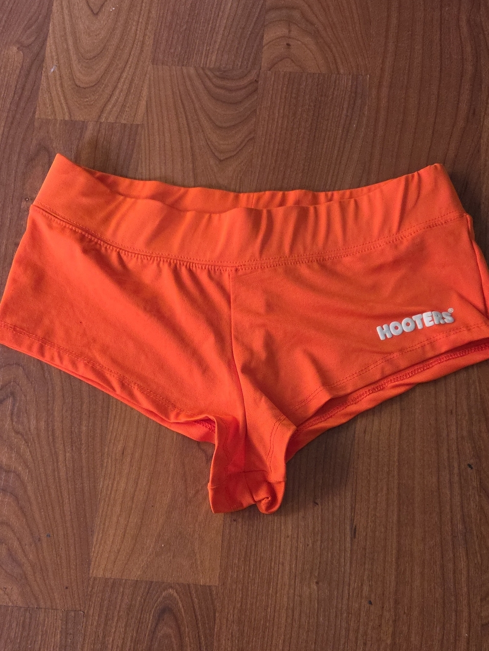 Hooters Small Women's Cheeky Booty Style Shorts